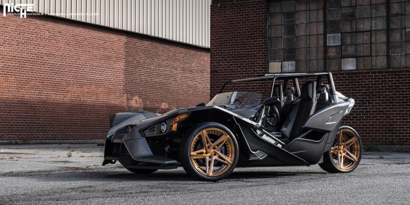 ATV - Polaris Slingshot